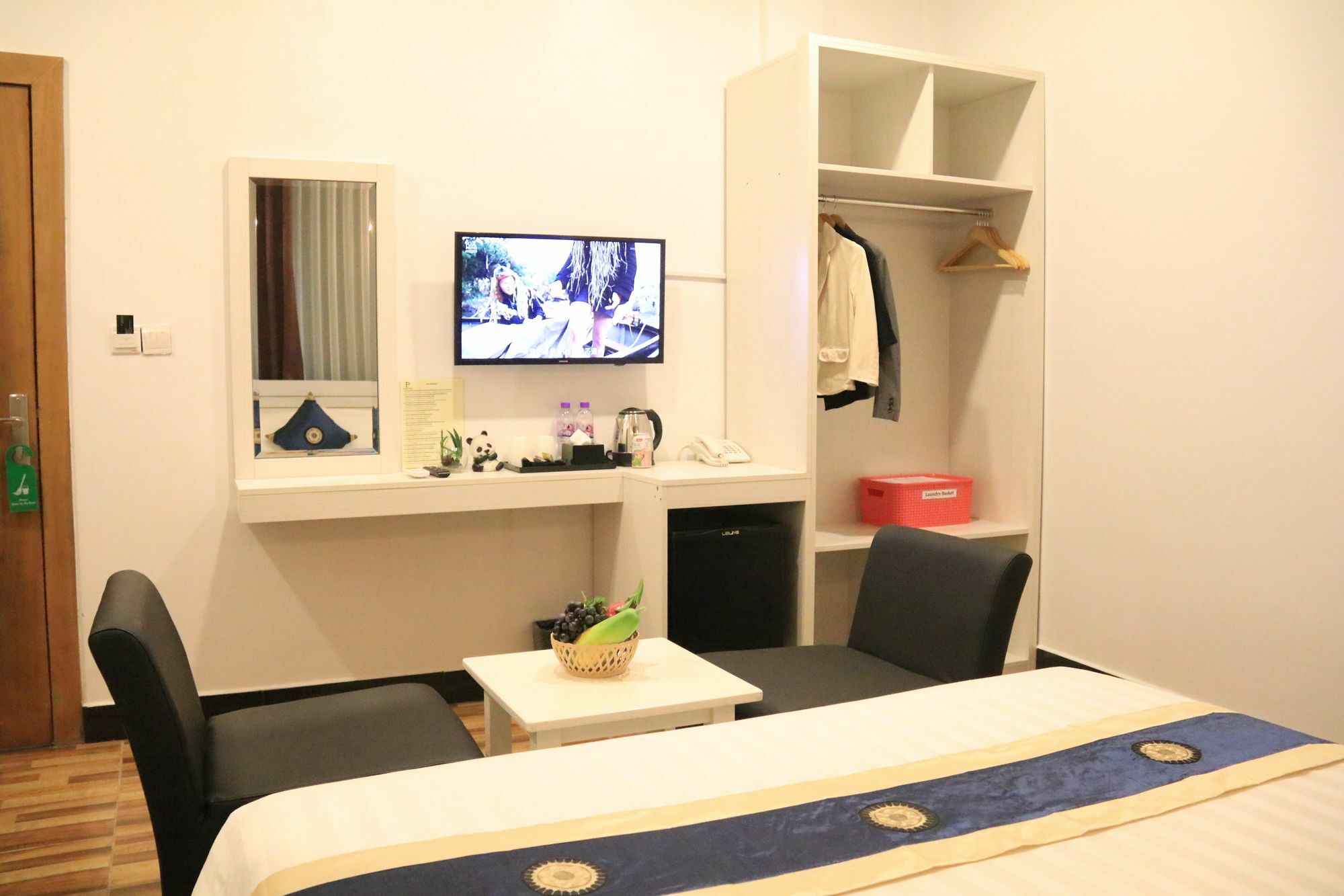 De Hotel Phnom Penh Luaran gambar